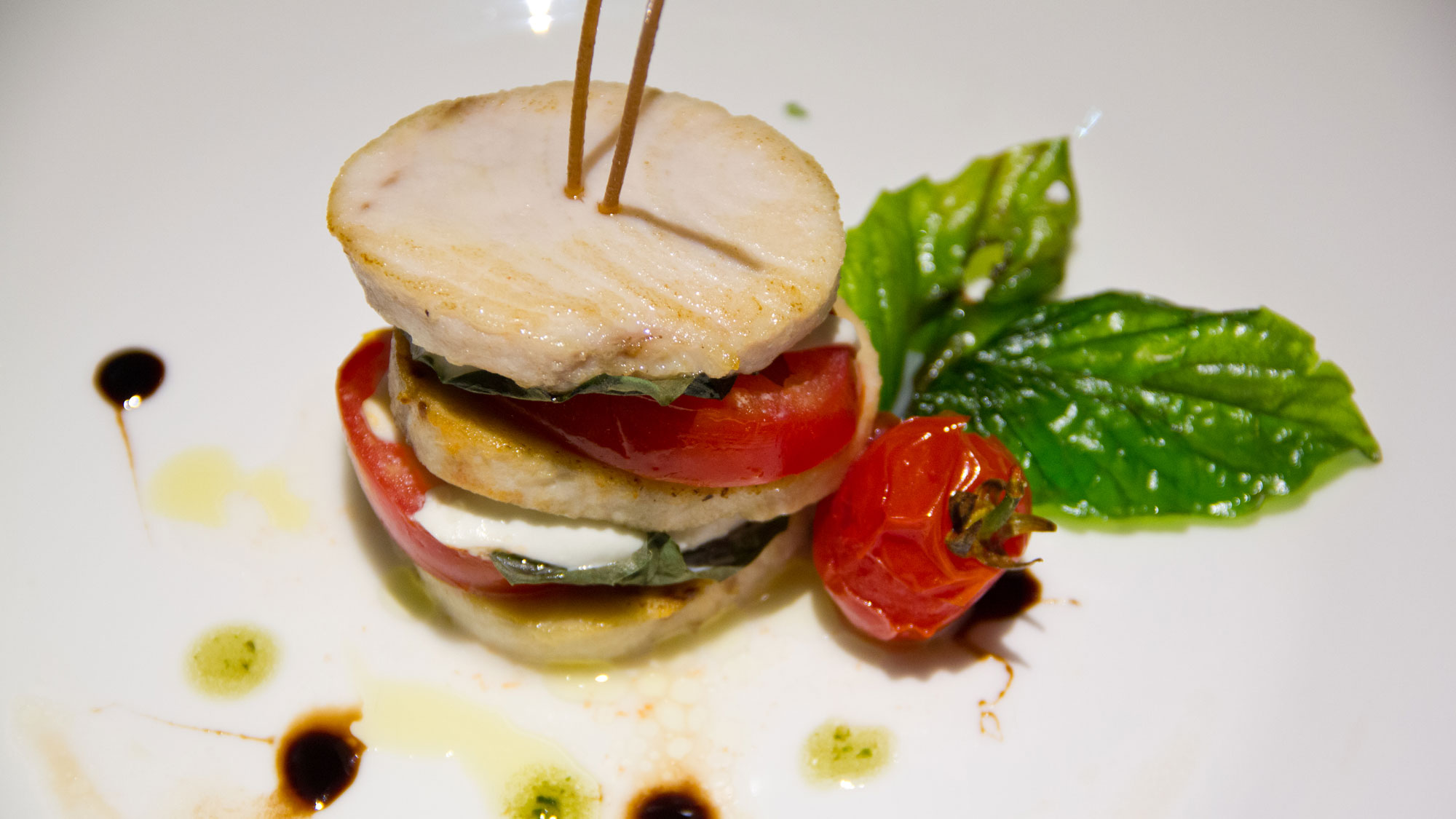 Caprese di pesce spada