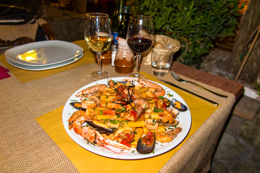 Paccheri allo scoglio