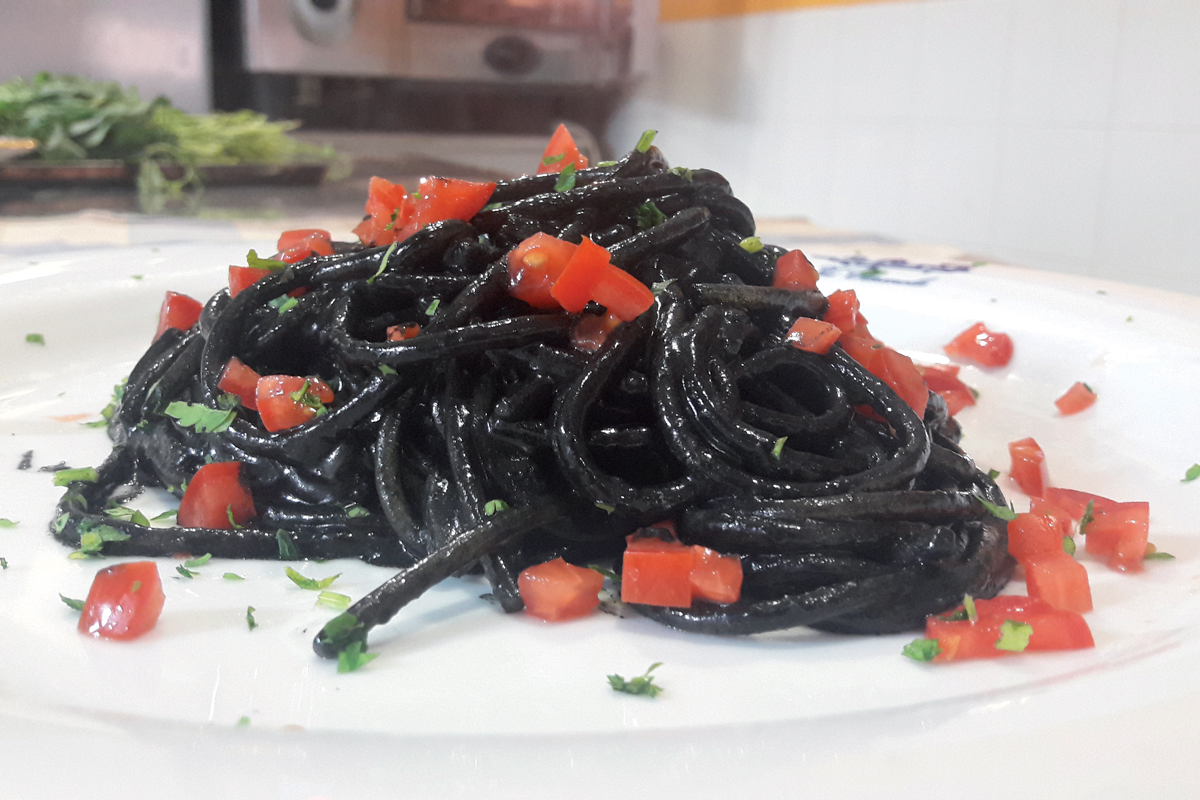 Spaghetti al nero di seppia
