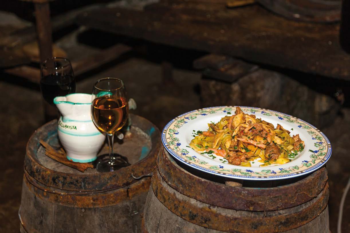Tagliatelle paglia e fieno 